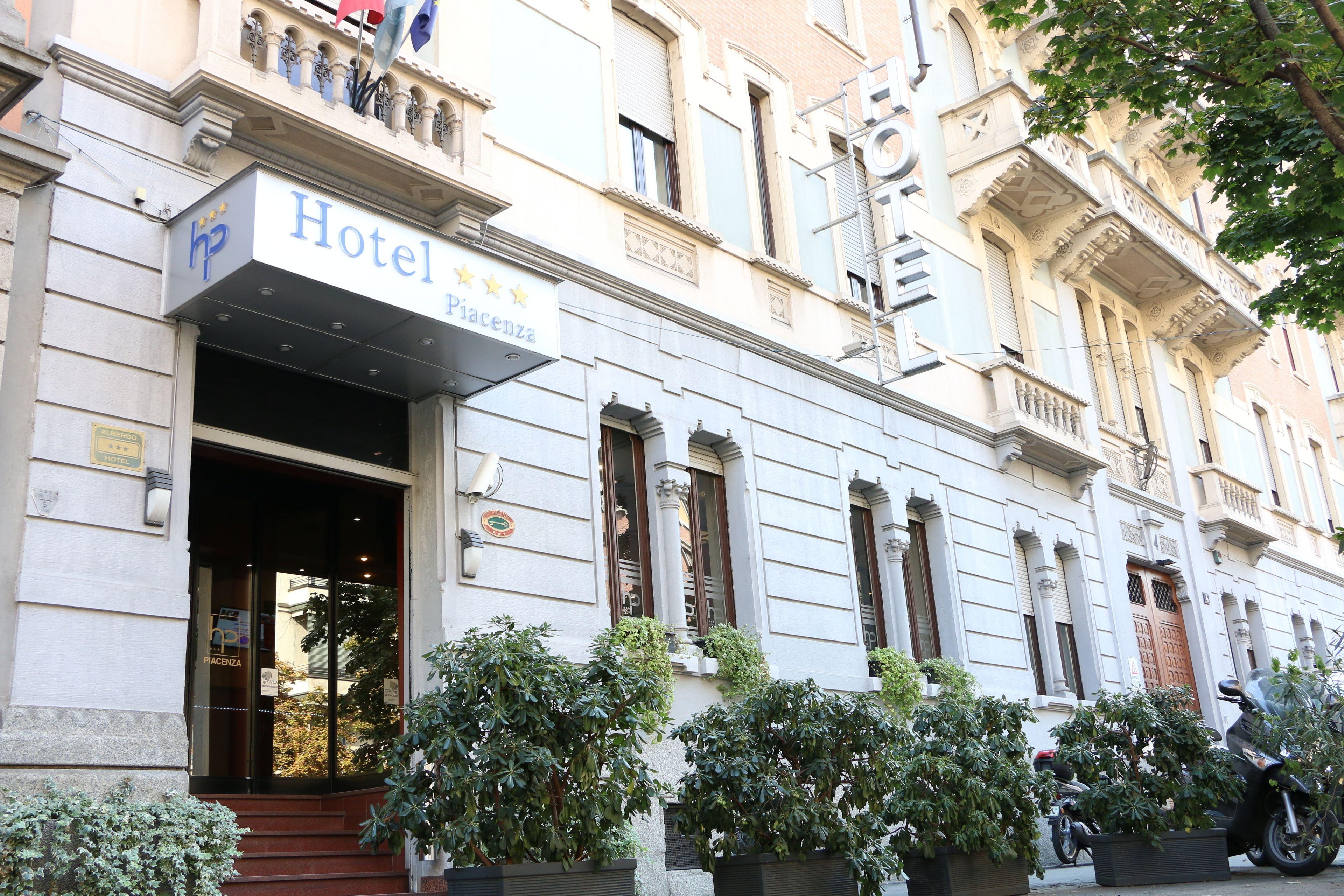 Hotel Piacenza — Foto 1